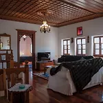 Traditional Mansion Calliopec-uvc Sterilized