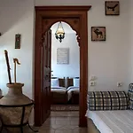 Ferienhaus Traditional Mansion Calliopec-uvc Sterilized