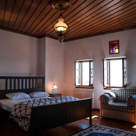 Traditional Mansion Calliopec-uvc Sterilized Makrinítsa