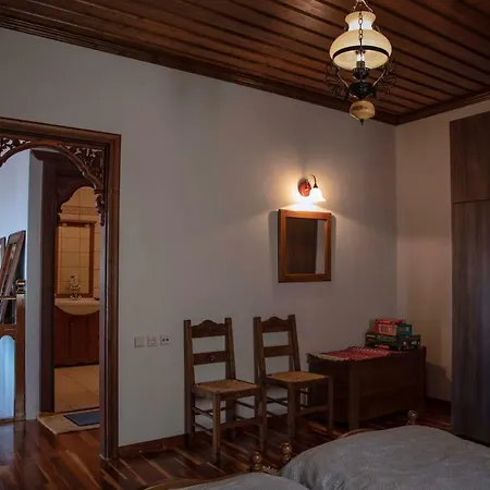 Traditional Mansion Calliopec-uvc Sterilized 马克里尼撒