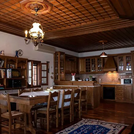 Traditional Mansion Calliopec-uvc Sterilized