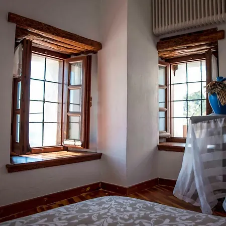 Traditional Mansion Calliopec-uvc Sterilized * Μακρινίτσα